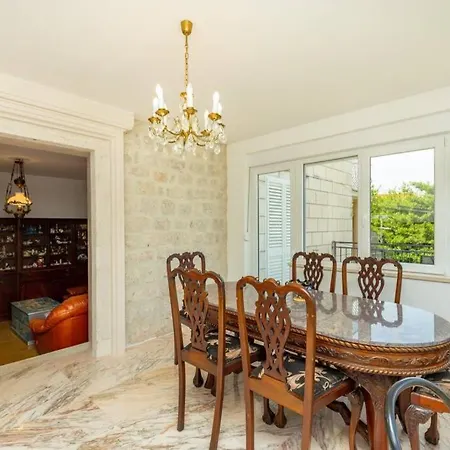 Art Delux **** Apartamento