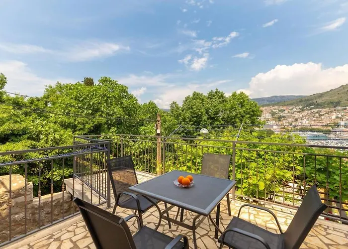 Art Delux **** 杜布罗夫尼克